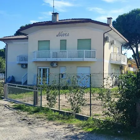 Villa Nives *